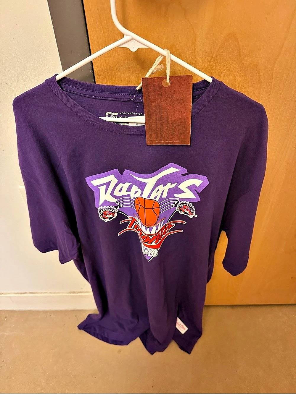 Mitchell & Ness Toronto Raptors Vintage Wordmark T-Shirt Purple